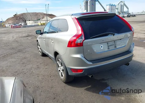 2013 Volvo Xc60 T6 from USA, damaged, VIN YV4902DZ5D2426009